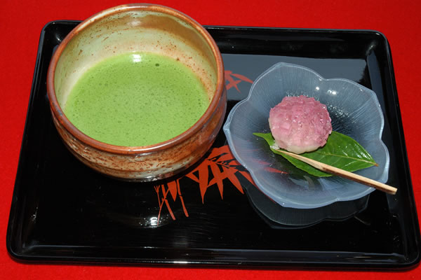 Traditional Preparation of the Matcha Tea